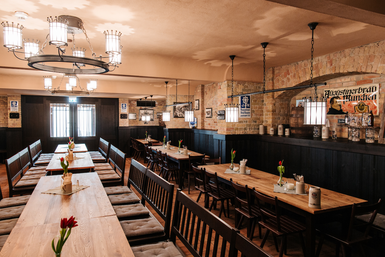 Der Augustiner Keller Zollpackhof